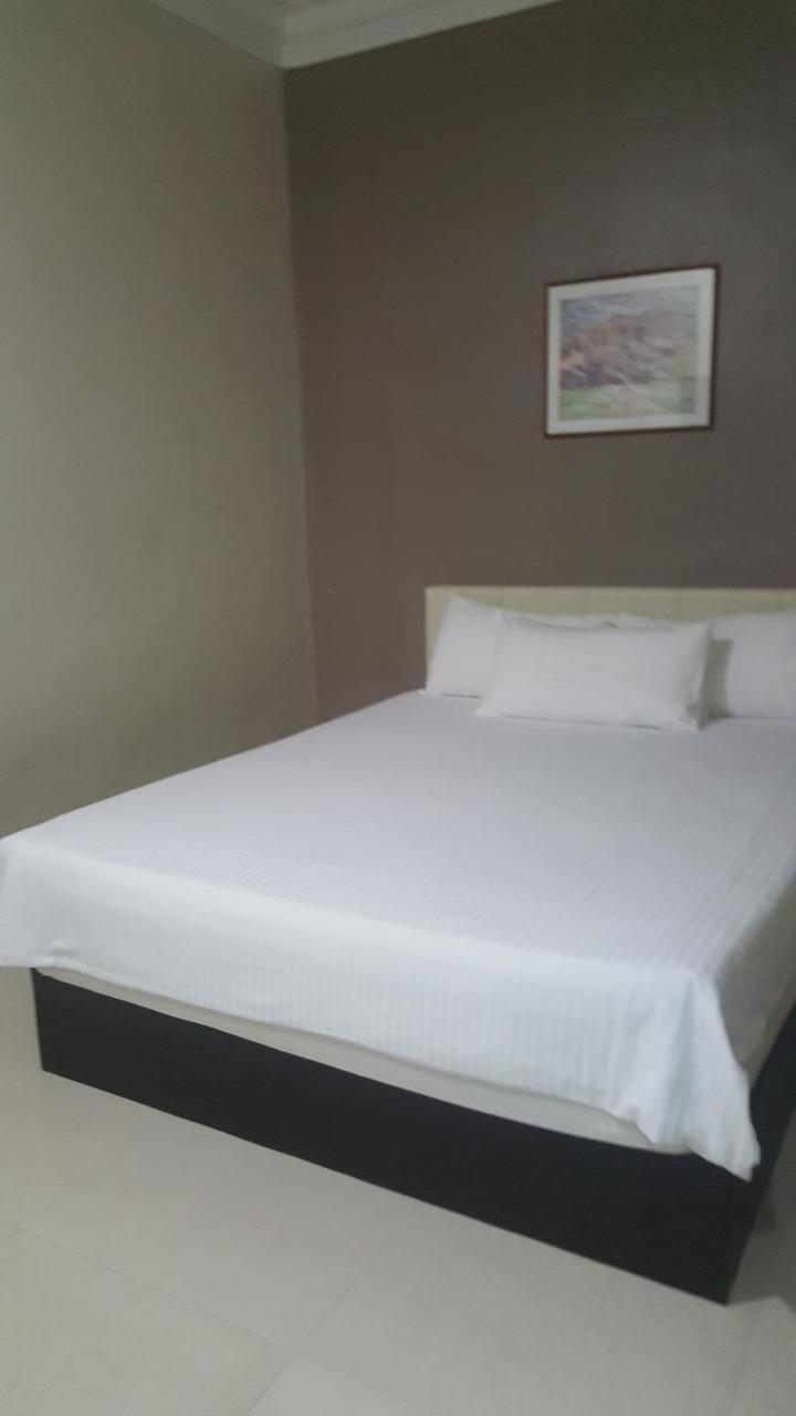 Hotel Shafura 1 Chukai