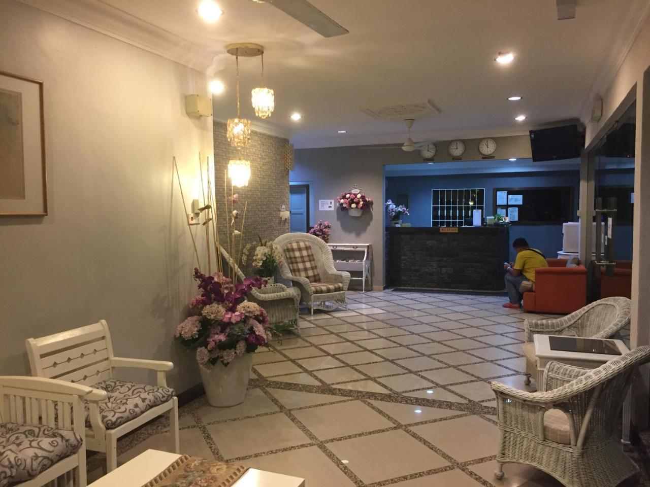Shafura 1 Hotel 2*